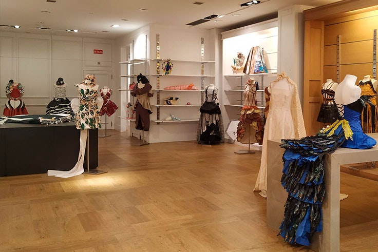 La-mejor-exposición-de-moda-Max-Center
