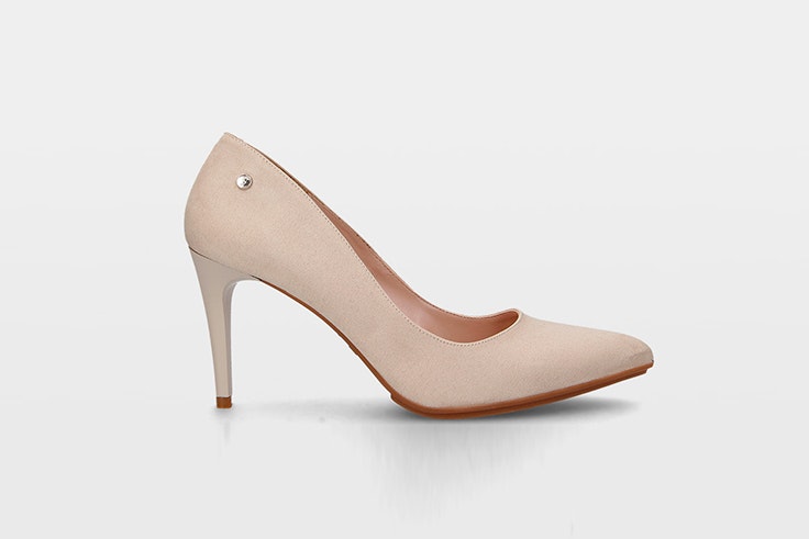 zapatos de tacón fino beige ulanka