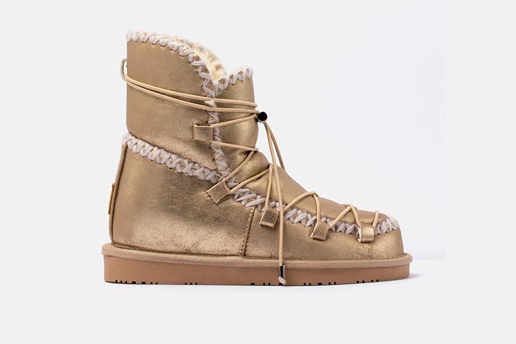 Botines con pelo en color Oro de Gioseppo. Disponibles en la zapatería Vas