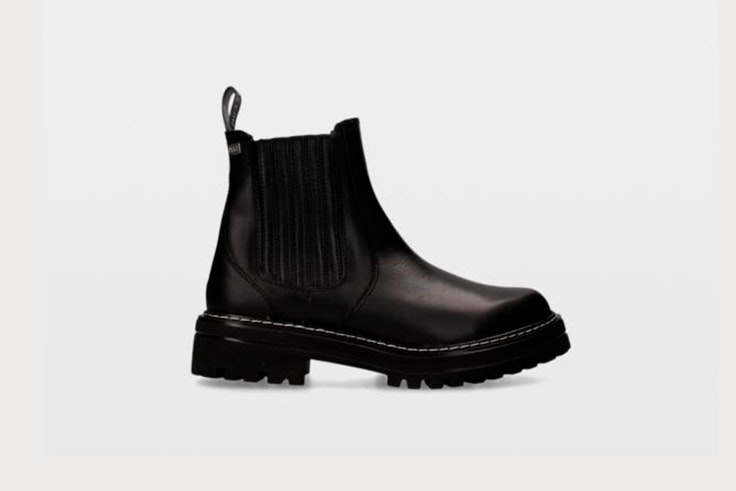 Botines negros planos de Ulanka