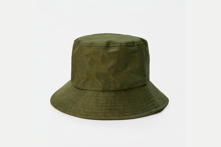 Bucket hat en color verde kaki de Pull and Bear
