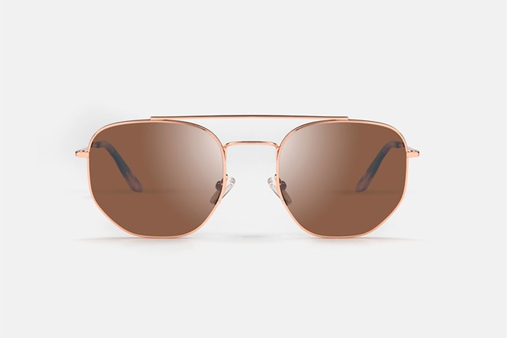 Gafas de sol de metal en color marrón de Multiópticas