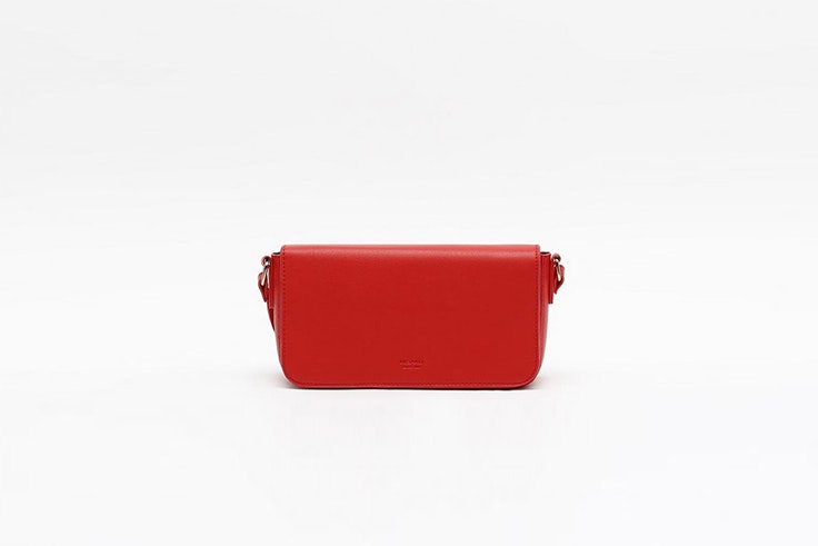 bolso rojo mediano de misako San Valentín