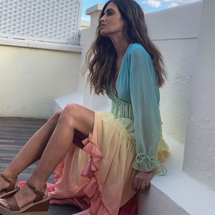 looks de sara carbonero vestido de colores