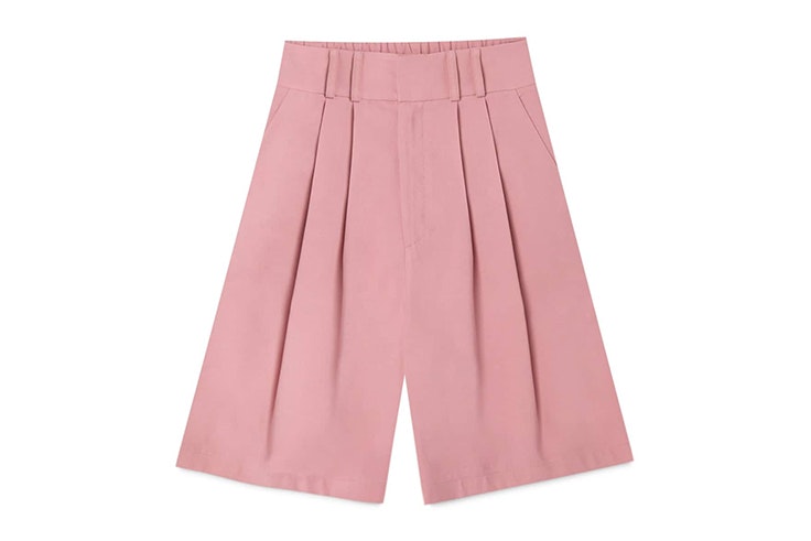 pantalones de verano tendencia Bermudas en color pastel de Stradivarius