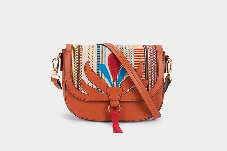 Bolso bandolera de colores de Parfois