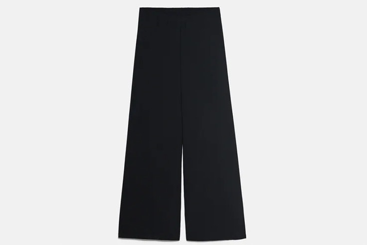 Pantalón de traje negro de Zara