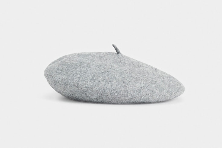 Boina en color gris de Parfois marcas favoritas
