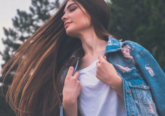 Trucos para lucir una melena radiante este otoño