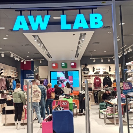 Nueva tienda en Max Center: ¡Bienvenido AW LAB!