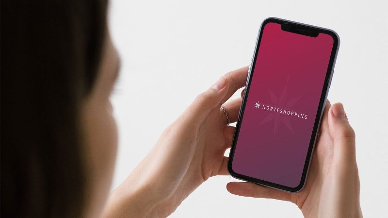 Reserve a sua experiência de moda através da APP
