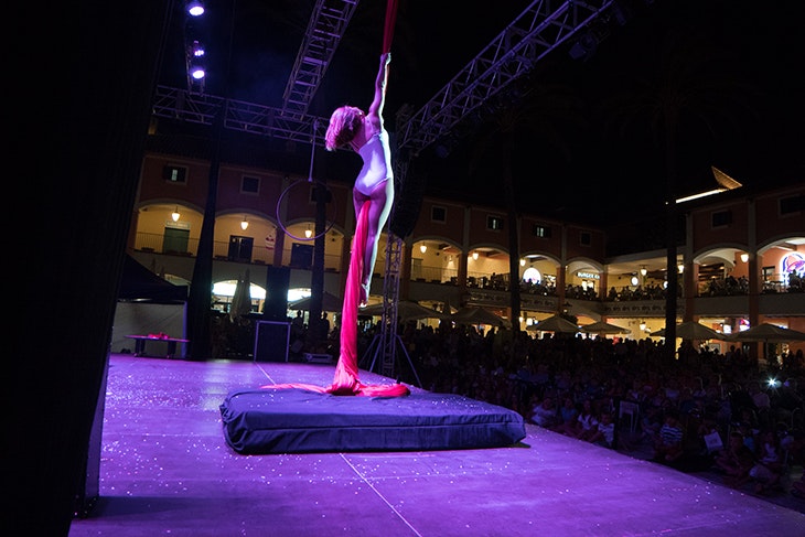 Una noche mágica en el Festival de Verano con Crikalgia