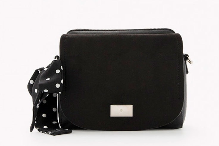 bolso-negro-bandolera-paco-martinez