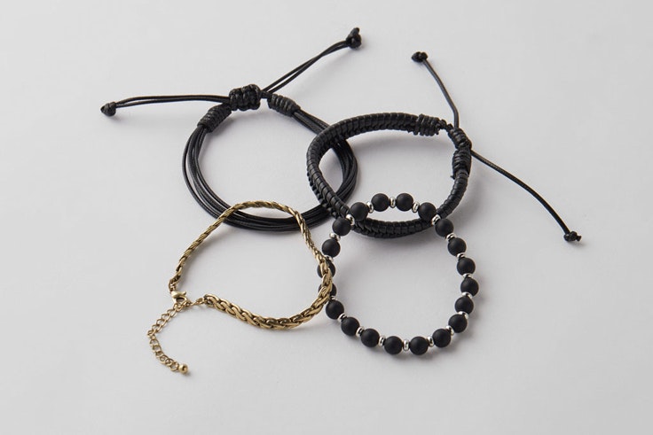 set-pulseras-bershka