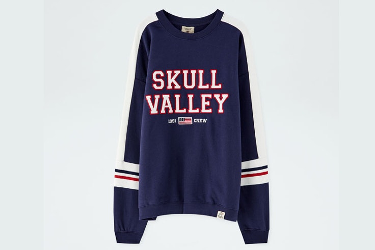 sudadera-deportiva-azul-marino-ull-and-bear