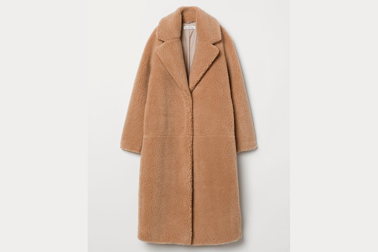 abrigo-peluche-borreguillo-color-camel-hm