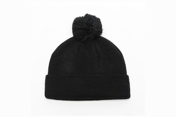 gorro-de-punto-negro-pompom-misako