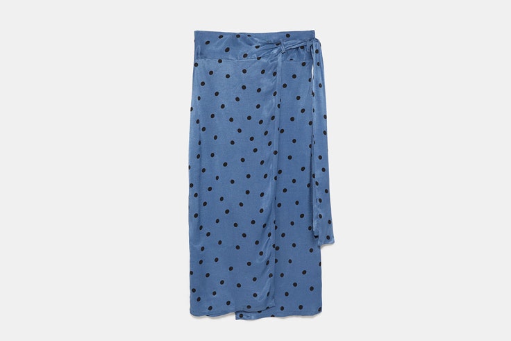 falda-pareo-azul-lunares-zara