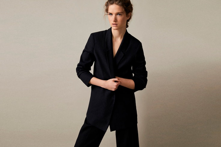 chaqueta-negra-bazer-massimo-dutti