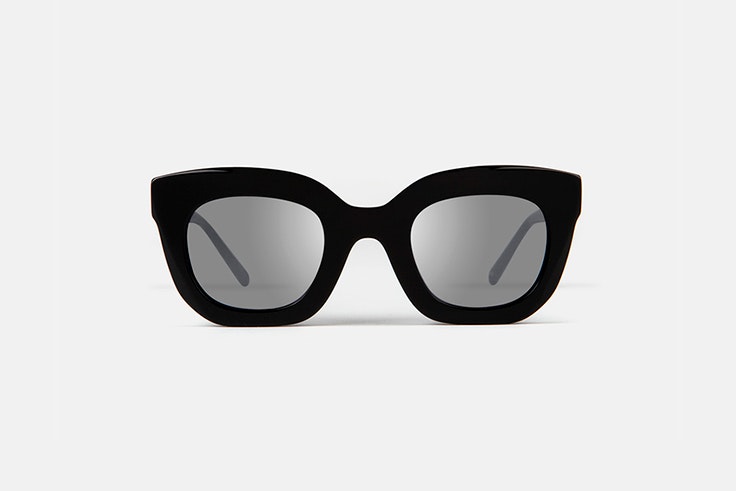 gafas-de-sol-pasta-color-negro-multiopticas