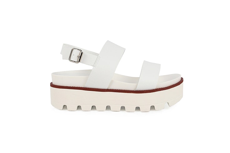 sandalia-plataforma-blanca-chika10