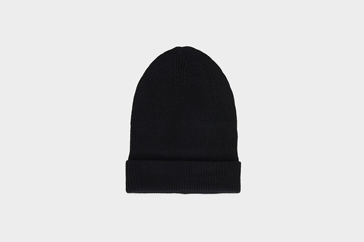 gorro básico negro parfois Lucía Bárcena