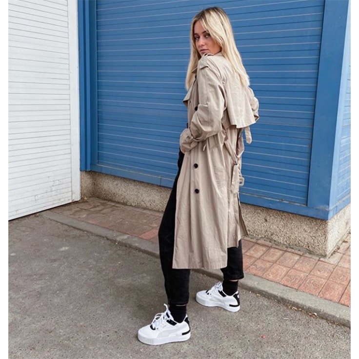 lucia vidaurreta estilo instagram zapatillas blancas