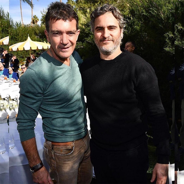 Antonio Banderas junto a Joaquin Phoenix