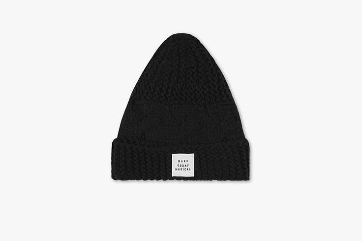 gorro negro de punto con forro polar de cya accesorios para el frío