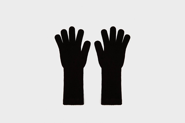 guantes negros largos de Bershka accesorios para el frío