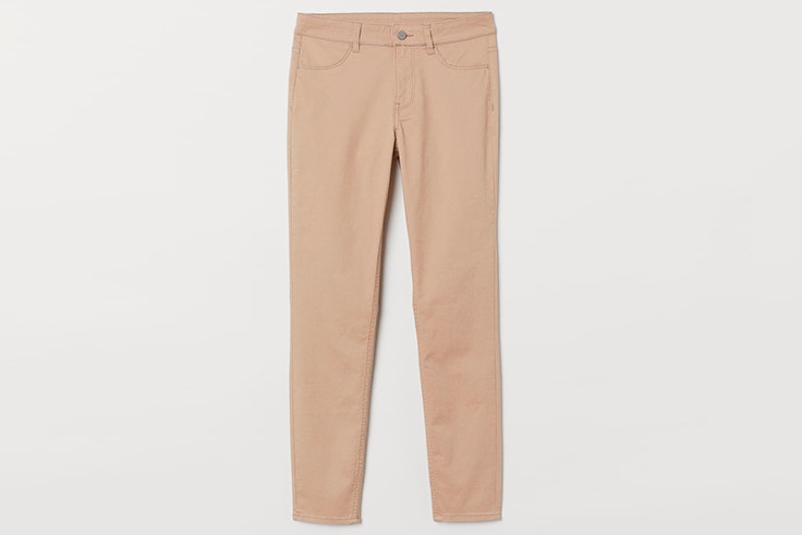 Pantalón tobillero en color beige de H&M
