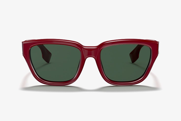 Gafas de sol de pasta granates de Sunglass Hut