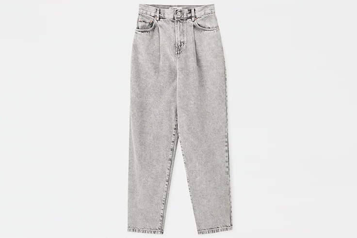 Pantalón vaquero gris claro de Pull and Bear