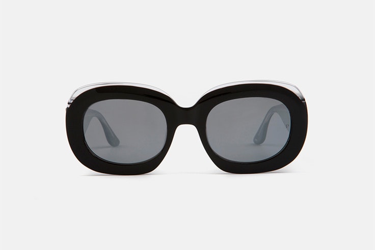 Gafas de sol de pasta negra de Multiópticas