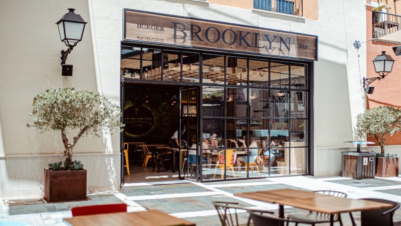 BROOKLYN PLAZA MAYOR- Fachada restaurante.jpg