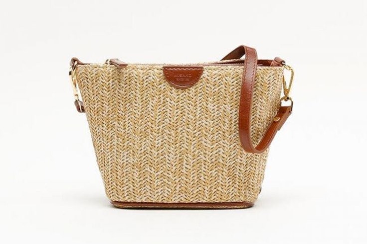 Bolso de rafia con asa marrón de Misako