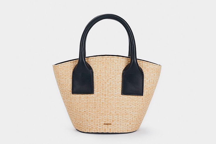Bolso mini de rafia con asas negras de Parfois