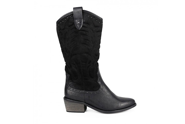 Botas cowboy en color negro de Chika 10 natalia coll