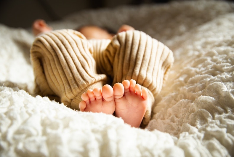 Acertar con la rutina de sueño de los bebés cuando cambian la hora