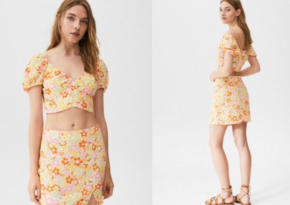 Minifalda de flores ajustada de Pull&Bear