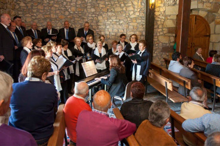 misa solemne en la ermita del santo