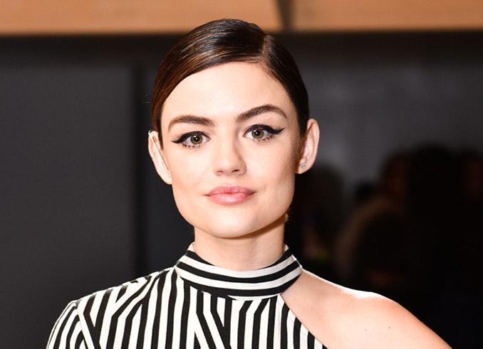 LUCY HALE DELINEADO OJOS MARRONES