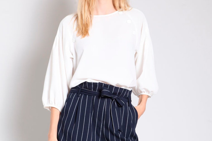 blusa-manga-abullonada-blanca-pimkie