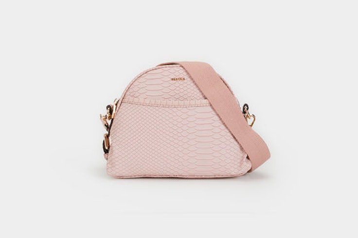 bolso-bandolera-rosa-parfois