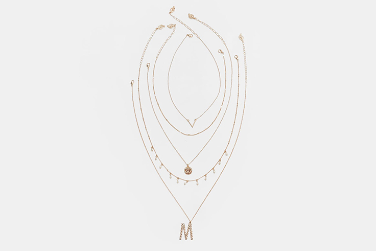 colgantes-set-letra-m-stradivarius