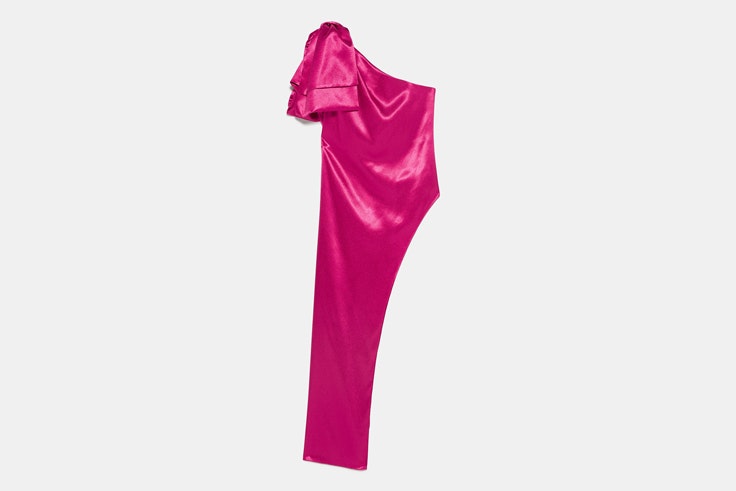 cuerpo-asimetrico-satinado-lazo-fucsia-primavera-zara
