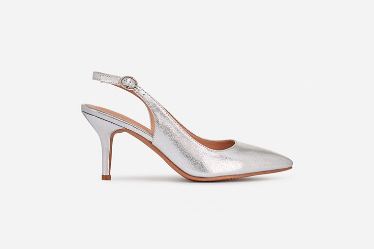 zapato-de-tacon-plata-marypaz