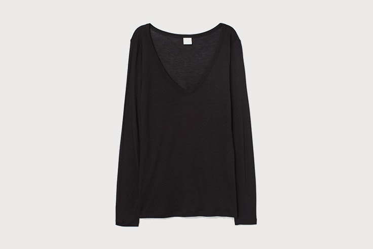 camiseta negra hym andrea pascual