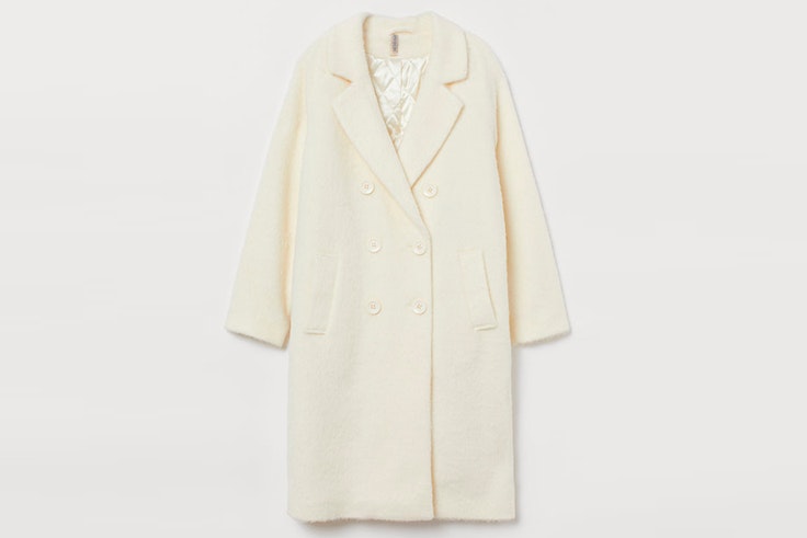 Abrigo largo en color blanco de H&M