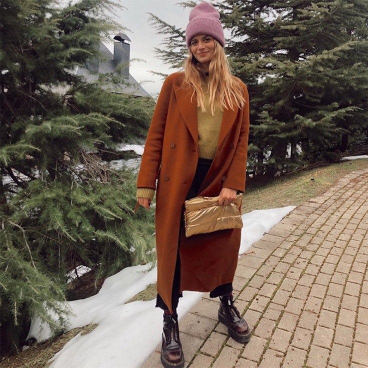 paula baset estilo abrigo camel